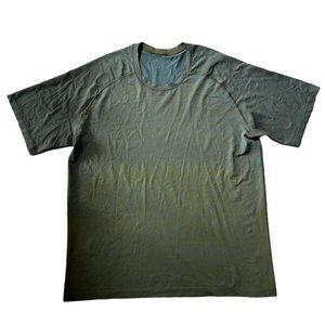 Lululemon Short Sleeve Shirt Size XXL